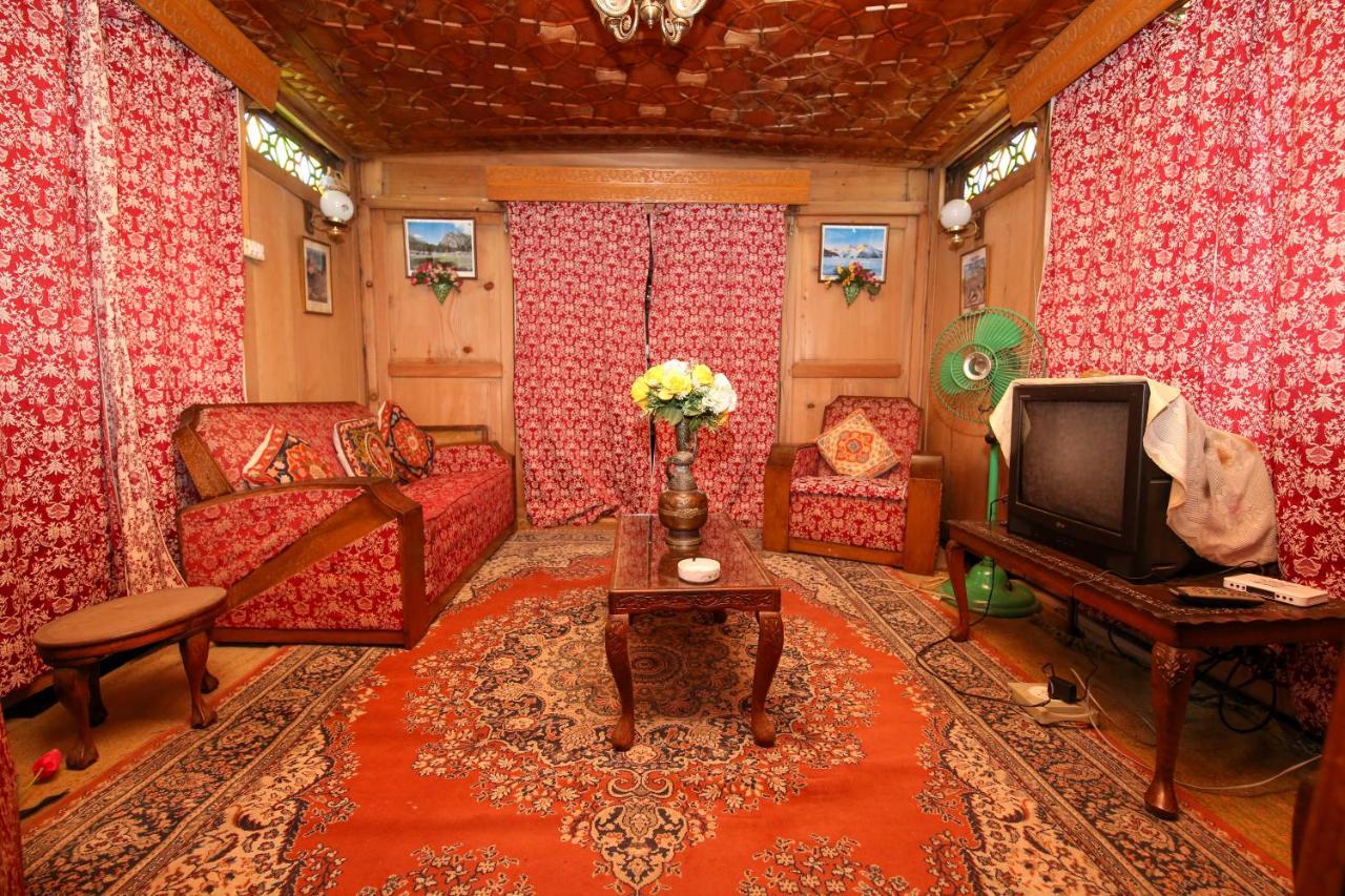The Shelter Group Of Houseboats & Tour Organiser Srīnagar Exterior foto